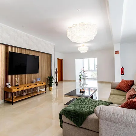 بيت ضيافة Castelo Sereno *